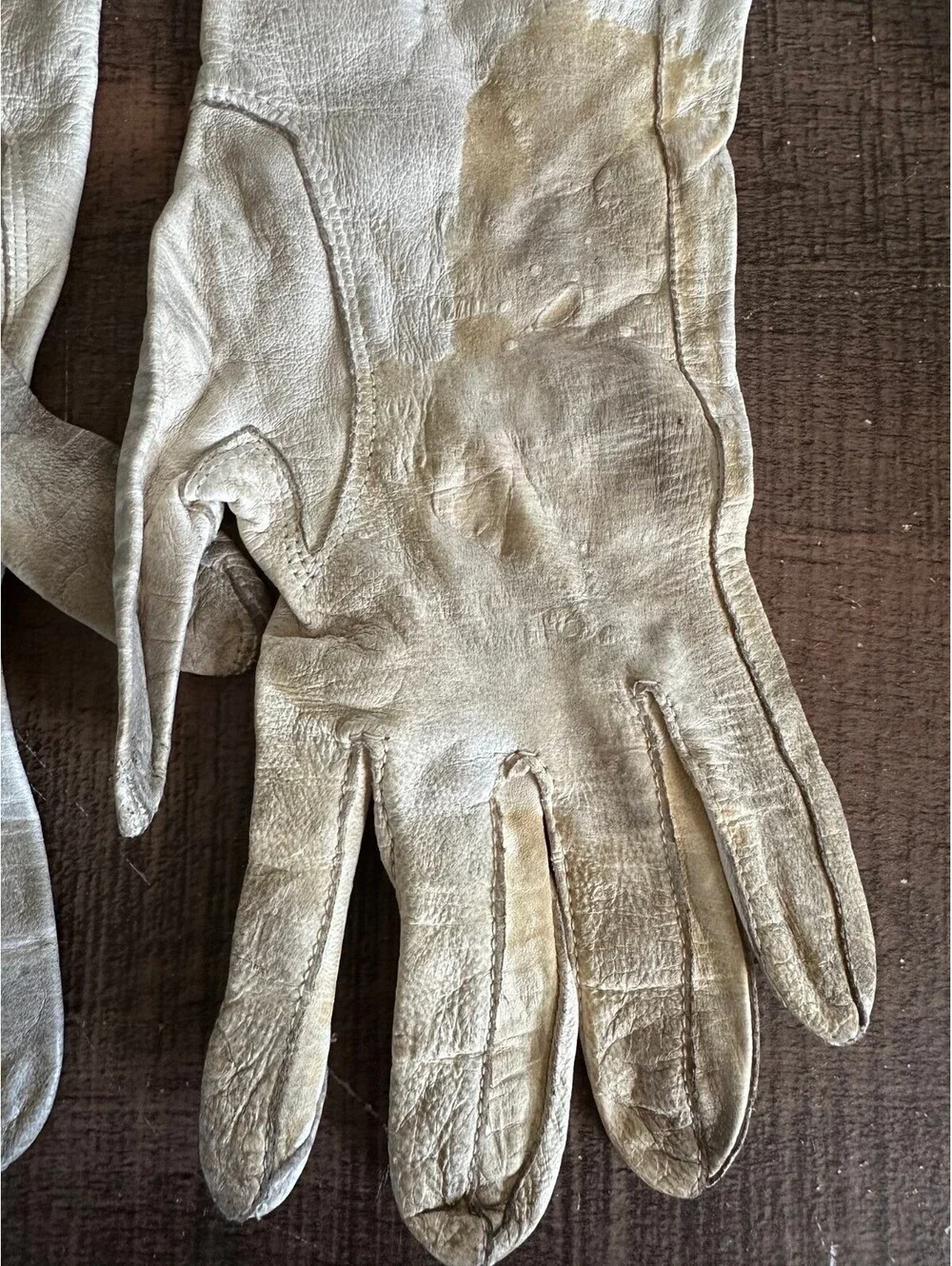 Vintage Cream Leather Gloves with Pink Floral Embroidery